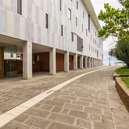 דירה Guesthost - Giudecca Charming Flat X2 With Terrace ונציה