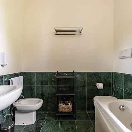 Апартаменты Guesthost - Giudecca Charming Flat X2 With Terrace