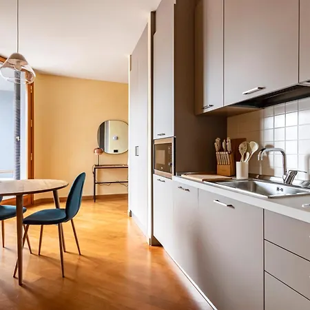 Guesthost - Giudecca Charming Flat X2 With Terrace Апартаменты Венеция