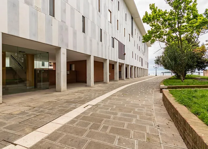 アパート Guesthost - Giudecca Charming Flat X2 With Terrace ヴェネツィア