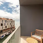 Guesthost - Giudecca Charming Flat X2 With Terrace